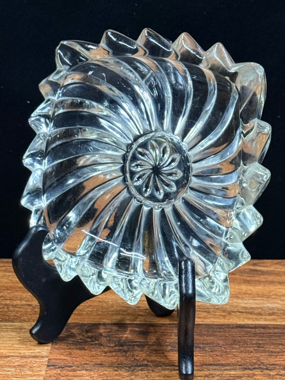 Clear Swirl Glass Ashtray